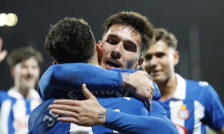 El Espanyol golea al Barça y ya está en la final de la Copa Catalunya