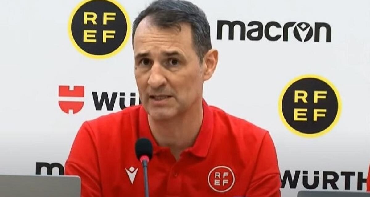 Clos Gómez arremete contra Mateu Lahoz: “Ahora mismo me parece un meme”
