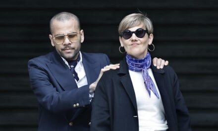Dani Alves recupera sus pasaportes tras ser absuelto de violación