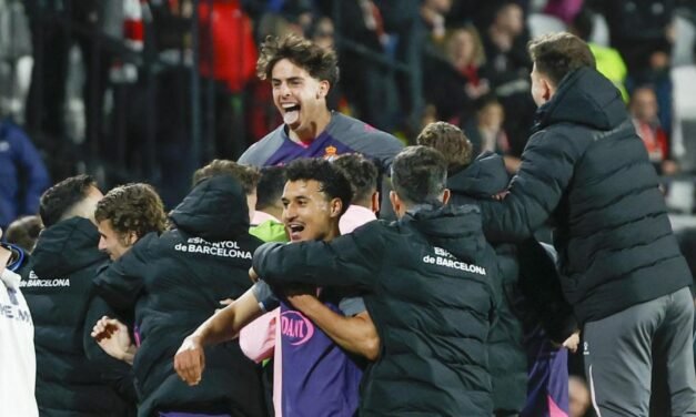 Así fue la fiesta del Espanyol en el vestuario de Vallecas: “Son una piña”