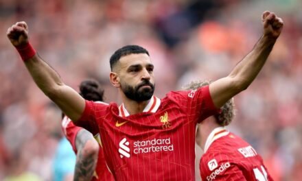 Mohamed Salah renueva con el Liverpool