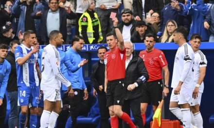 La brutal entrada de Mbappé que podría dejarle sin jugar la final de Copa ante el Barça