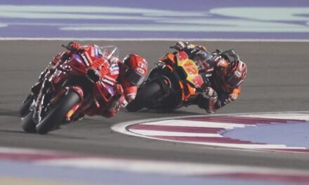 Marc Márquez sabe también vencer sufriendo y con remontada