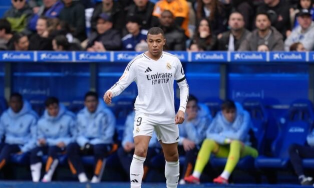 El audio del VAR sobre la expulsión de Mbappé