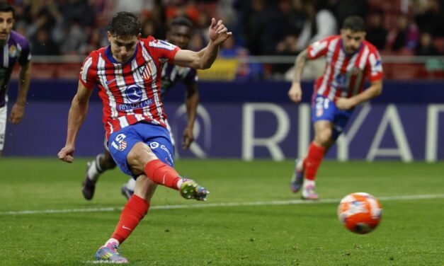 El Atlético gana al Valladolid en la fiesta del penalti