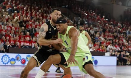 El Barça topa con una roca y firma un mal inicio en los playoffs de la Euroliga