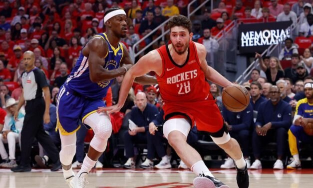 Los Rockets vencen a los Warriors con susto de Jimmy Butler