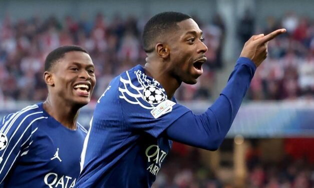 Dembélé vuela muy alto en el Emirates