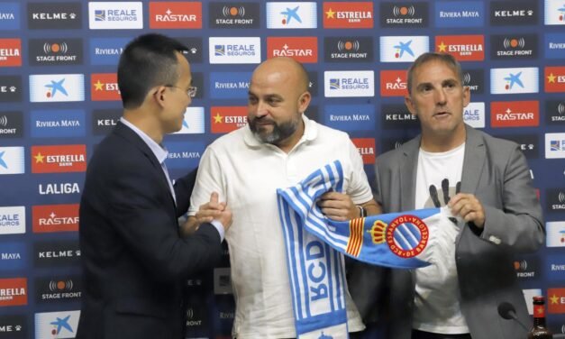 Los avisos de Manolo González y el espejo de Rubi