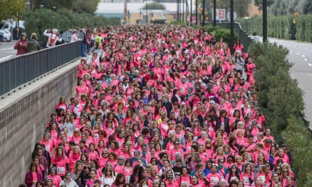 La ‘marea rosa’ conquista Madrid con 36.000 participantes en la Carrera de la Mujer