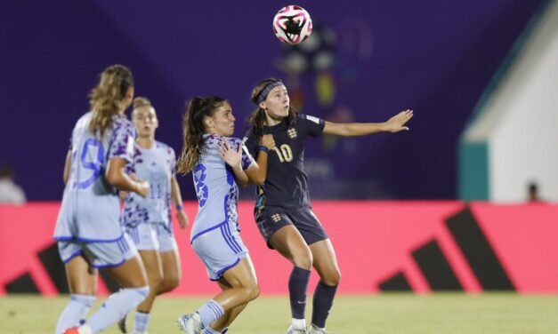 La Federación Inglesa prohíbe a las mujeres trans jugar en categoría femenina