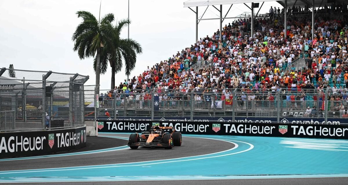 Norris gana la Sprint de Miami en una caótica carrera en agua con la ayuda del coche de seguridad