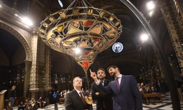 El deporte catalán celebra el Milenario de Montserrat con una ofrenda muy especial