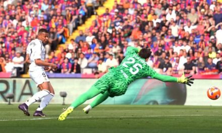 Szczesny: “El Barça me ha ofrecido renovar dos años, pero tengo que consultarlo con la familia”