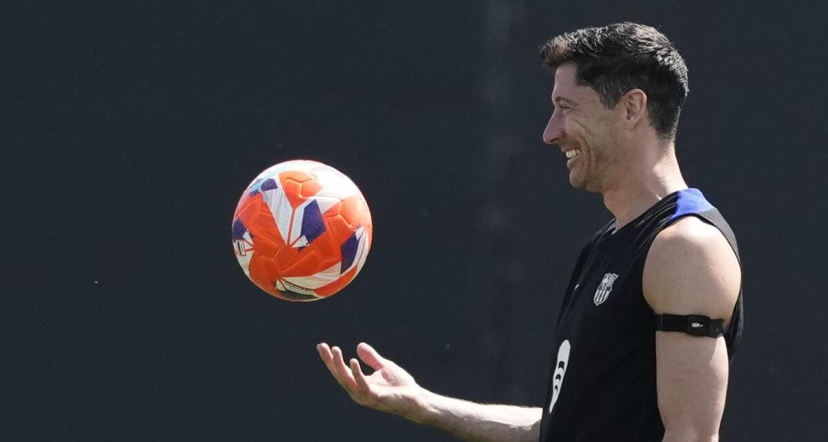 Lewandowski regresa al once del Barça para intentar ganar la Liga en Cornellà