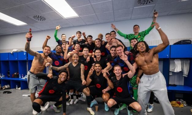Así fue la increíble madrugada de celebración del Barça