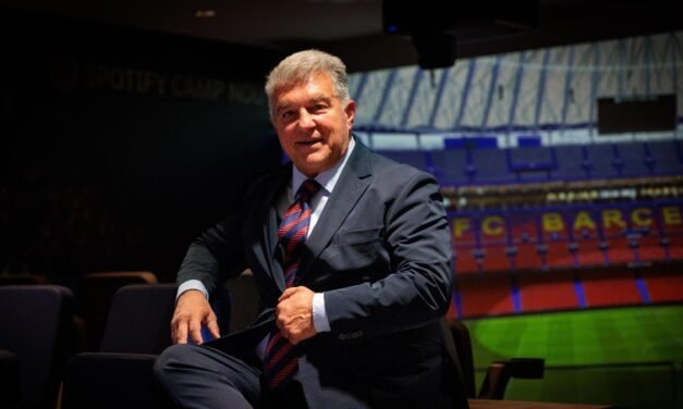 Laporta prevé volver al Camp Nou en el Gamper y apunta a unos ingresos de 950 millones