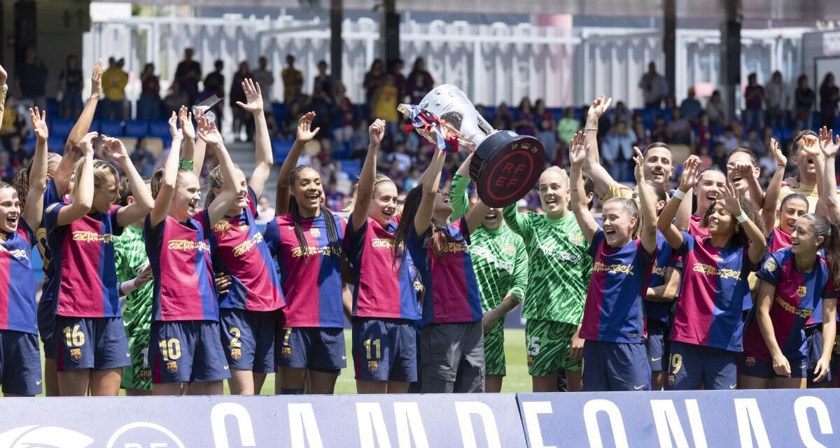 Goleada y celebración rumbo a Lisboa