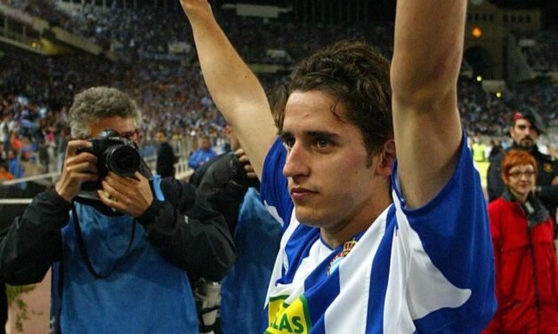 Coro busca sucesor a su heroico gol