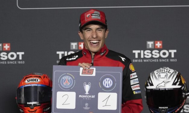 Marc Márquez arranca en Silverstone intimidando
