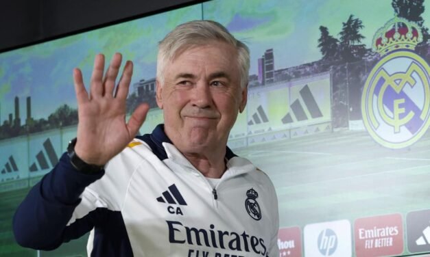 El Bernabéu despide y homenajea a Ancelotti y Modric ante la Real Sociedad