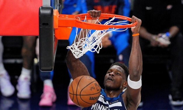 Los Wolves someten a Oklahoma para reengancharse a la final del Oeste (143-101)
