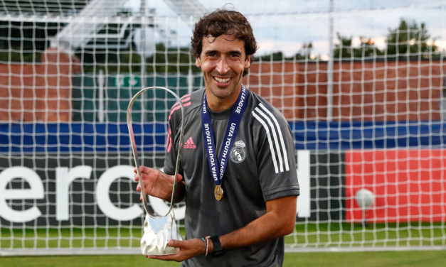 El Real Madrid anuncia la desvinculación de Raúl como entrenador de la cantera