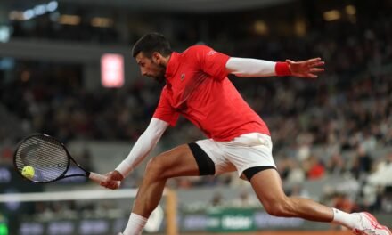 Djokovic arranca con solidez en su estreno en Roland Garros