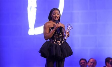 Una discusión de Simone Biles reabre el debate transgénero que aviva Trump e inquieta al COI