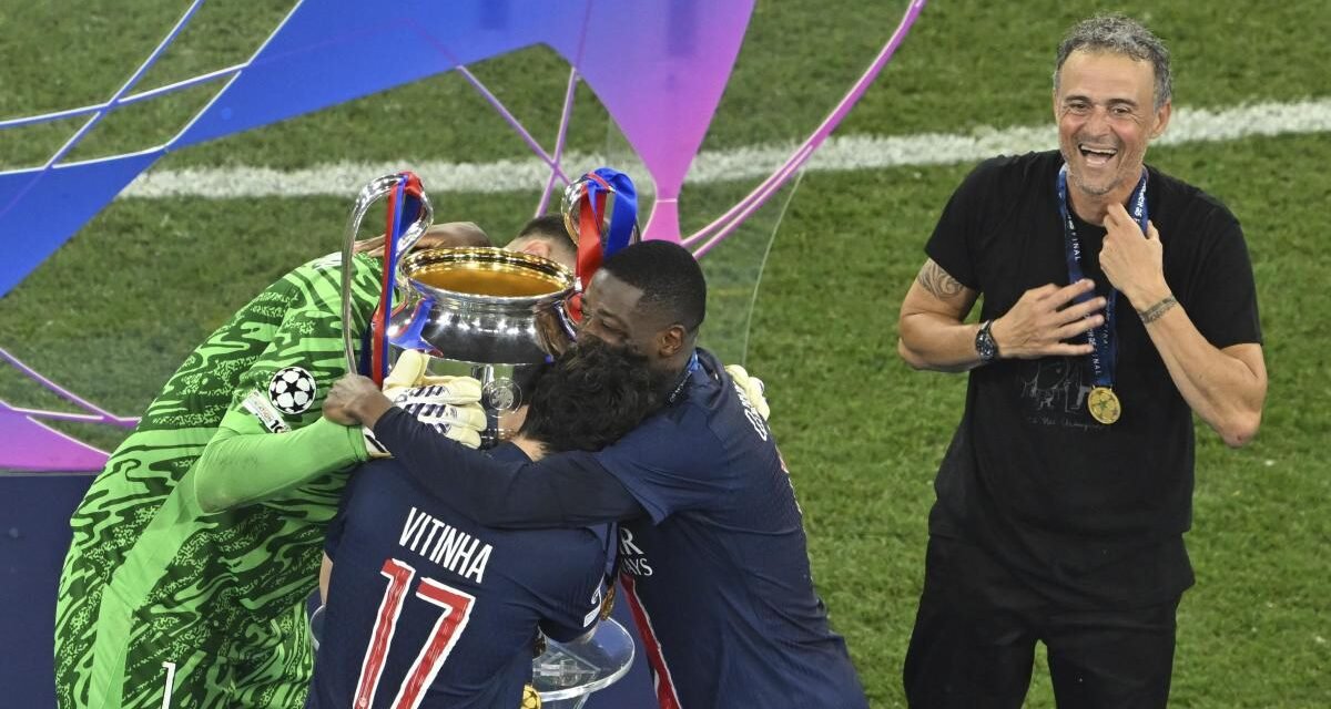 La prensa se rinde ante Luis Enrique y su PSG