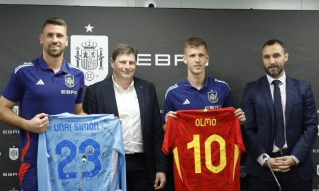 Dani Olmo: “Lamine tiene personalidad y los pies en el suelo”