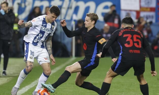 El Valencia CF confirma el fichaje de Dani Raba para las próximas dos temporadas