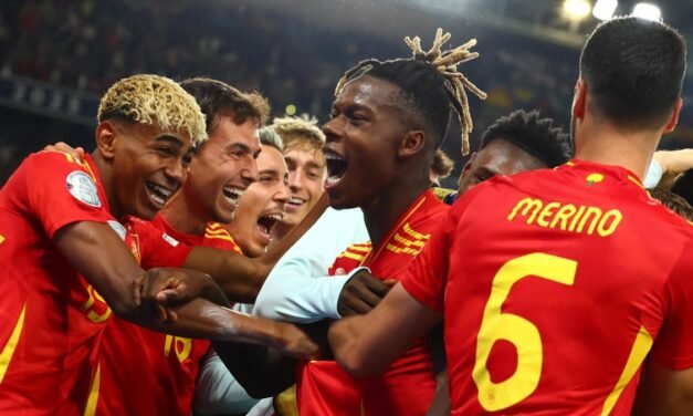 De la Fuente: “Lamine ha dado un golpe encima de la mesa y merece el Balón de Oro”