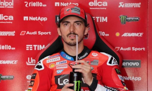 Pecco Bagnaia,víctima de la sonrisa del caníbal