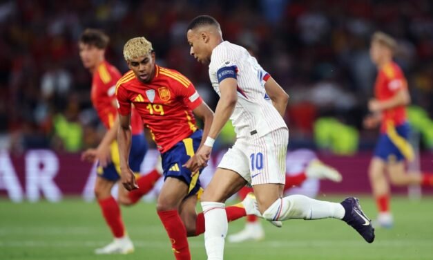 Mbappé se reivindica como delantero centro y apuesta por Dembélé para el Balón de Oro