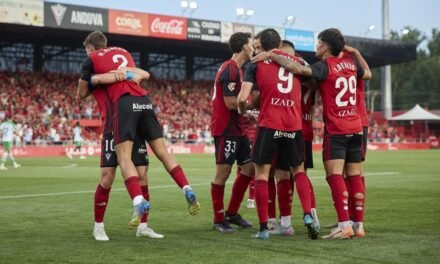 El Mirandés golea al Racing y jugará contra el Oviedo la final por el ascenso a Primera