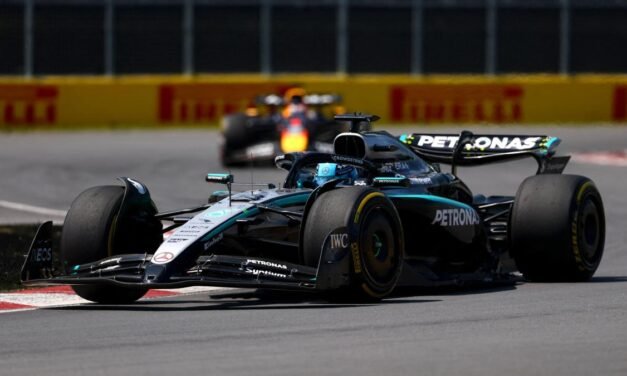 Russell vence en Canadá, con los McLaren metiéndose en un lío; Alonso, 7.º, y Sainz, 10.º