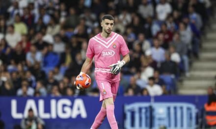 Joan Garcia, libre para fichar por el Barça