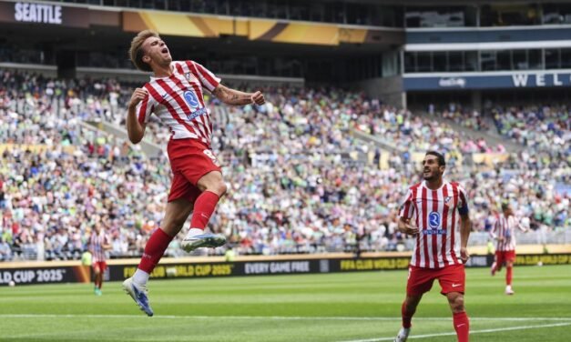 Primer triunfo del Atlético en el Mundial de Clubs pero pase complicado por la derrota del PSG