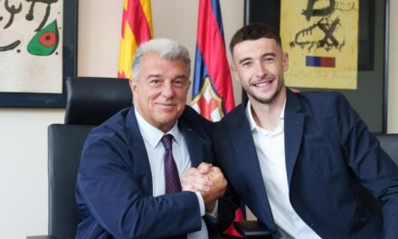 Joan Garcia firma para ser el portero del Barça hasta el 2031