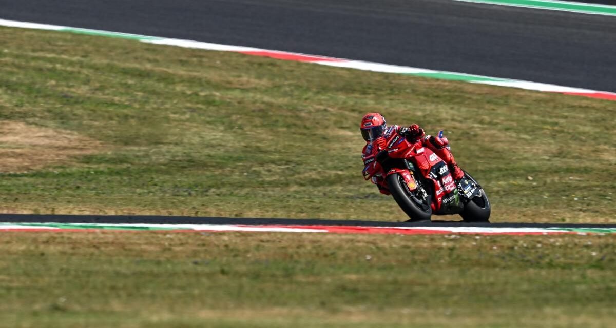 Marc Márquez, pole en Italia con récord incluido