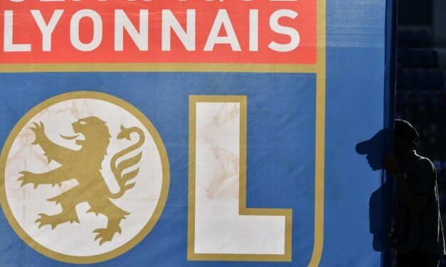 Decretan el descenso a Segunda División del Olympique de Lyon