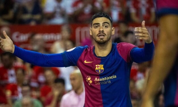 Jimbee Cartagena se hace fuerte en casa y deja al Barça contra las cuerdas