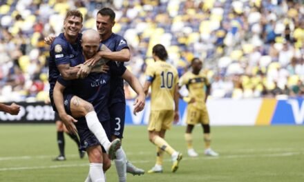 Un profesor de secundaria dignifica con su gol el amateurismo en el millonario Mundial de Clubs