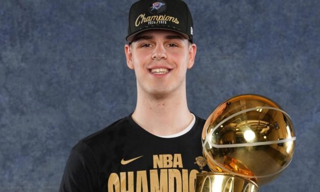 Nikola Topic hace historia al ser el primero que se convierte en campeón de la NBA sin haber disputado ni un solo segundo con su equipo