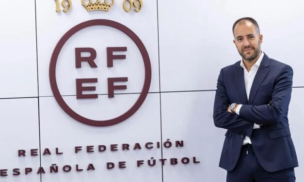 Louzán elige al abogado Fran Soto como nuevo jefe de los árbitros