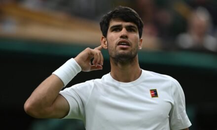 Carlos Alcaraz, 22 años: “Intento no pensar en el partido hasta 45 minutos antes y hacer cosas para estar tranquilo. Tengo mis rutinas de respiración y trato de pensar en otras cosas; jugar al golf me ayuda mucho”