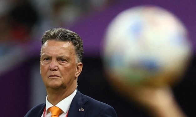 Van Gaal anuncia que ya no padece cáncer: “Me han pedido que entrene clubs durante los últimos dos años”