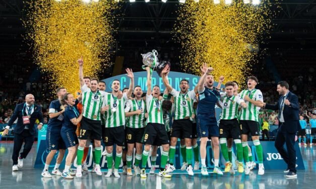 Las dificultades del Betis explican por qué los clubs de fútbol no invierten en las secciones