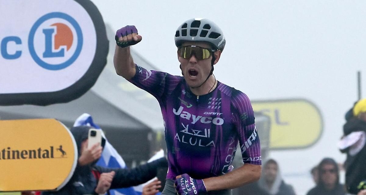 Pogacar rinde a Vingegaard en La Loze, donde se impone O’Connor
